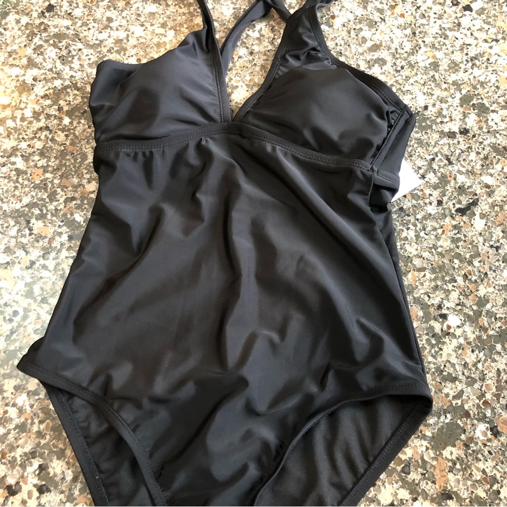 NWT Kona Sol Black Multiple Style Wider Steap One Piece Med Coverage Swi…